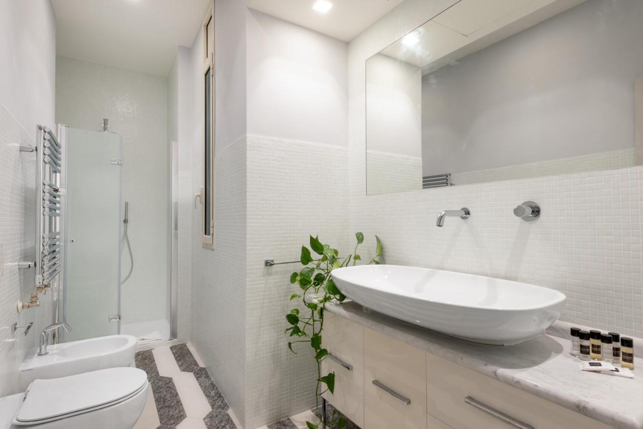 Divo Apartments - Spanish Steps Рим Экстерьер фото