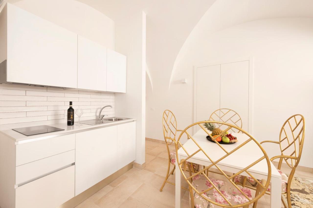 Divo Apartments - Spanish Steps Рим Экстерьер фото