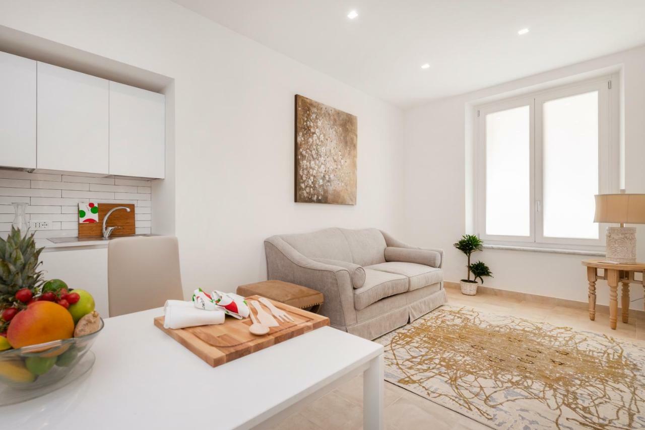 Divo Apartments - Spanish Steps Рим Экстерьер фото