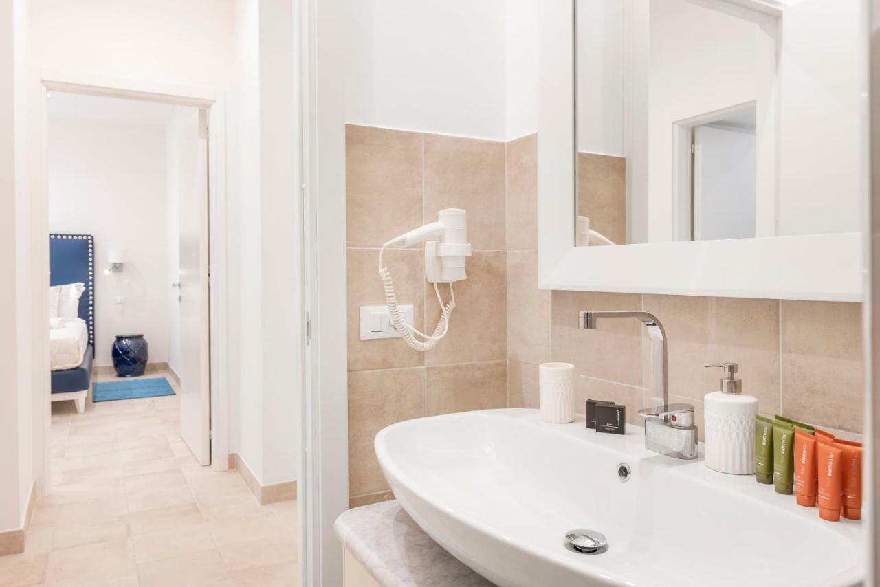 Divo Apartments - Spanish Steps Рим Экстерьер фото
