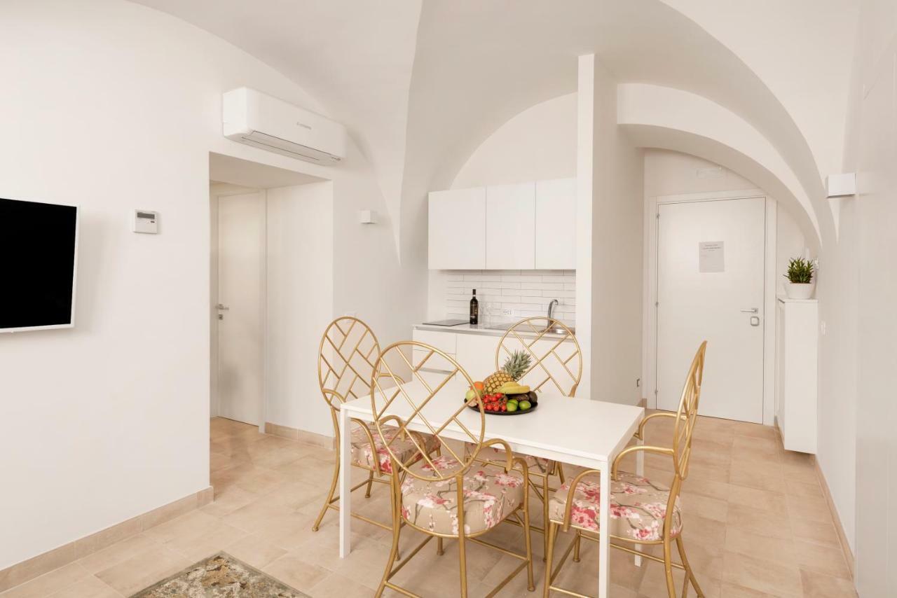 Divo Apartments - Spanish Steps Рим Экстерьер фото